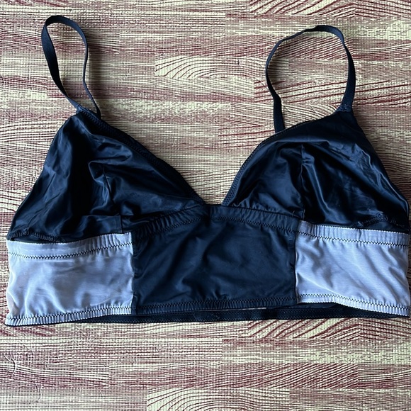 Victoria’s Secret Satin Mesh Triangle Strappy Bralette in Medium GUC - Picture 7 of 9